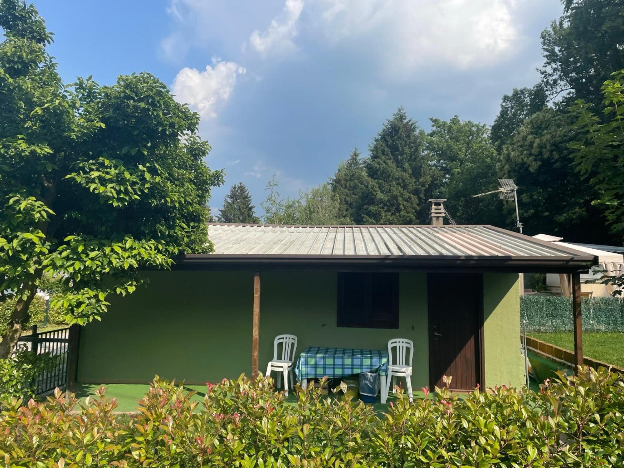 Camping Montorfano מראה חיצוני תמונה