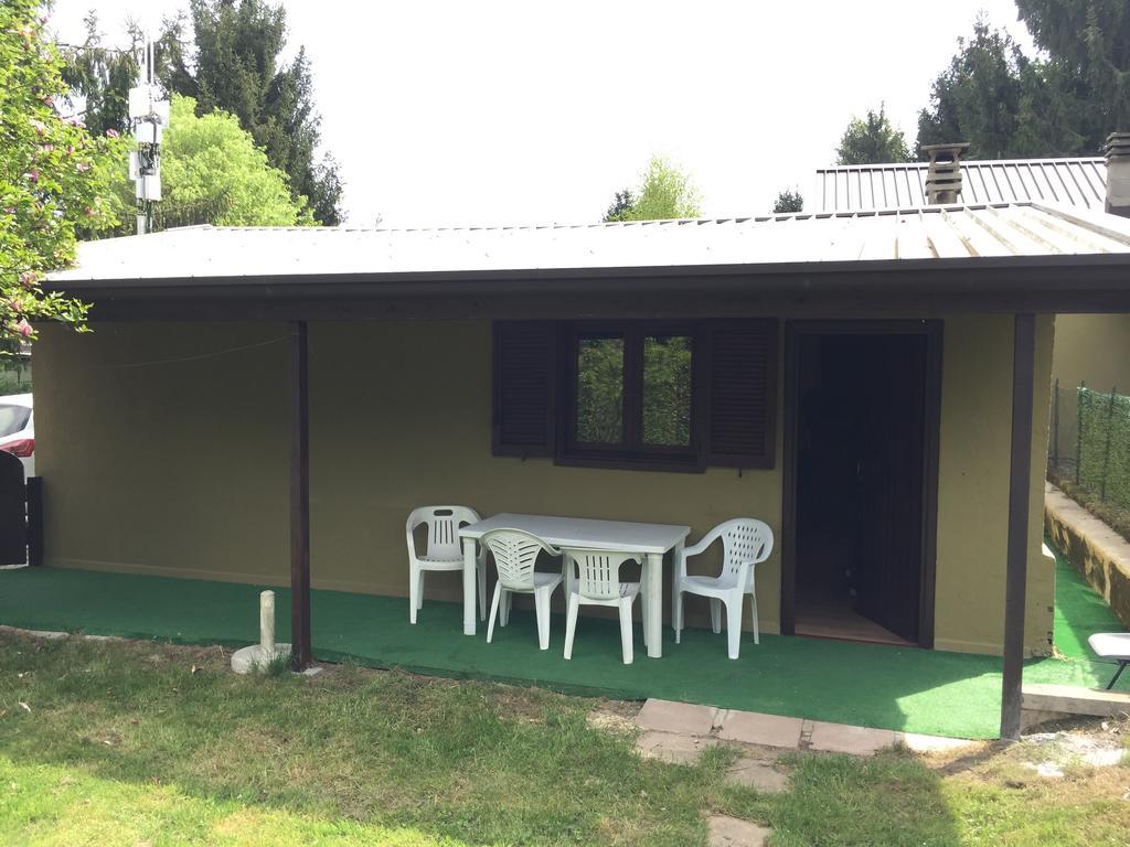 Camping Montorfano מראה חיצוני תמונה